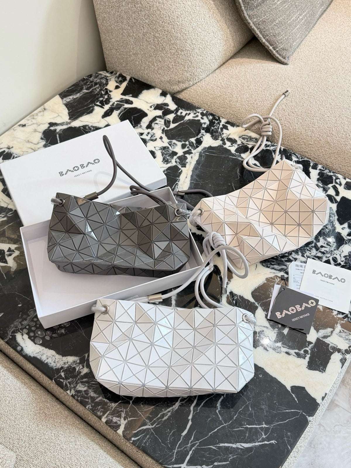 Loop One-Tone Shoulder Bag