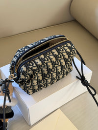 Bow Pouch