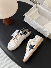 26S True Star Sneakers