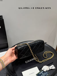 Métiers d'Art Clutch