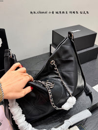 Chain Hobo Shoulder Bag