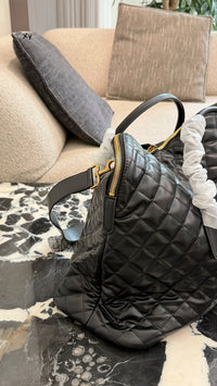 ES Giant Quilted Travel Bag