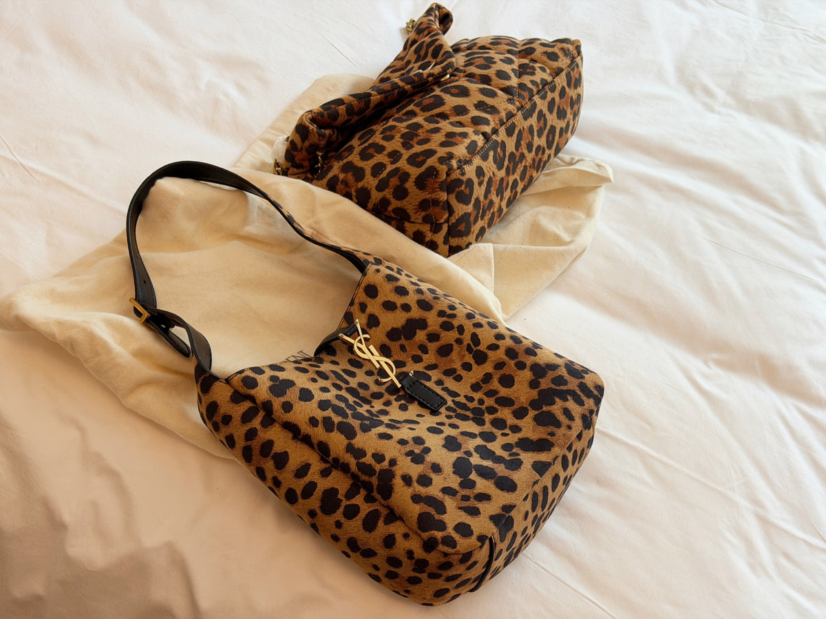 Le 5 à 7 Shoulder Bag