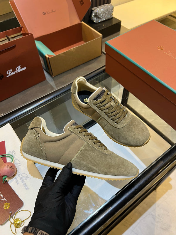Fast Walk Sneakers