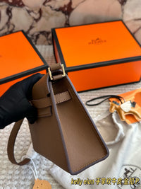 Kelly Classique To Go Wallet