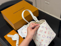 All In BB Bucket Bag