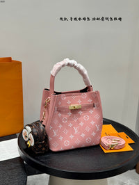 Capucines Mini Bag