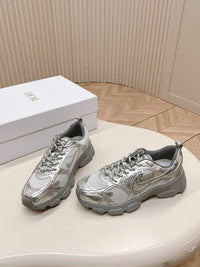 Wmns Chrono Sneakers