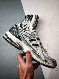 NB1906R Sneakers