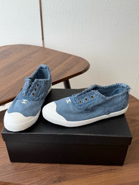 26S Slip-on Sneakers