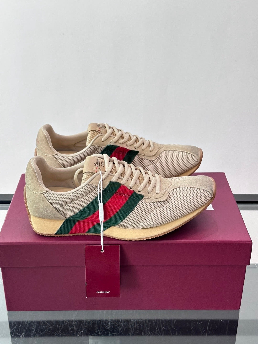 Tempo Sneakers