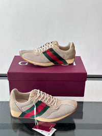 Tempo Sneakers