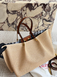 Straw VLogo Signature Tote Bag