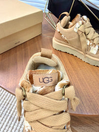 Lowmel Western Trainers