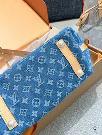 CarryAll Shoulder Bag