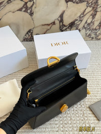 Médaillon Pouch