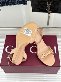 Donna Wedge Sandals