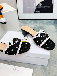 Dway Heeled Slides