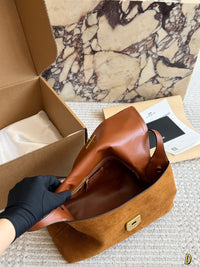 Chelsea Shoulder Bag