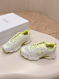 Wmns Chrono Sneakers