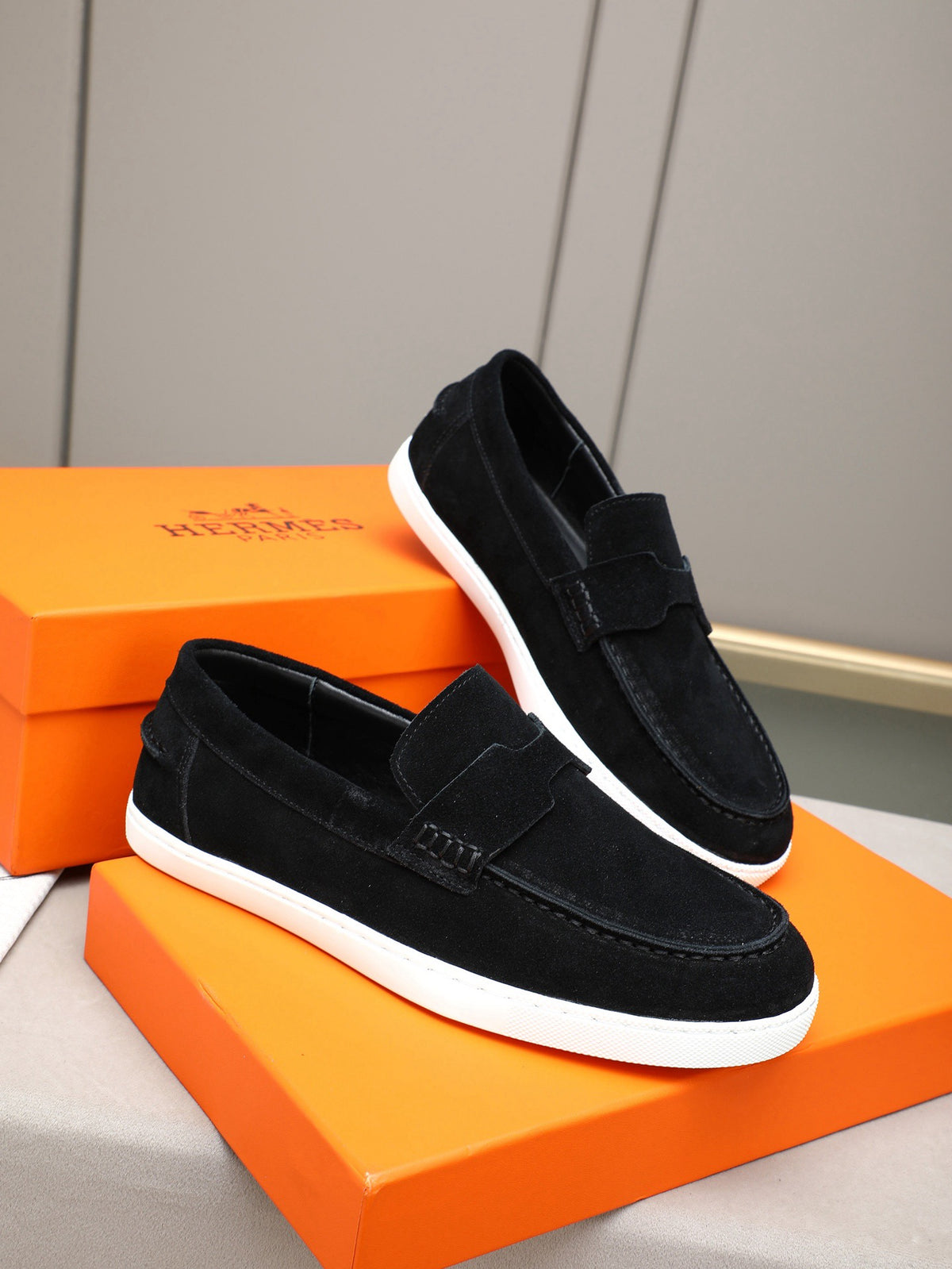 Noe Loafers