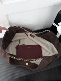 26C Suede Shopping Tote