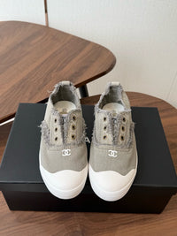 26S Slip-on Sneakers