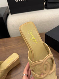 26S Platform Sandals