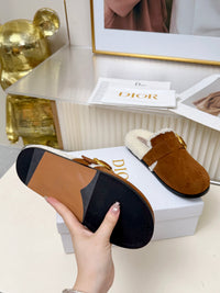 Médaillon Buckle Mules