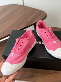 26S Slip-on Sneakers