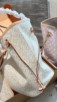 Neverfull MM Tote Bag
