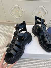Monolith Fisherman Sandals