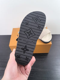 Vibe Comfort Mules