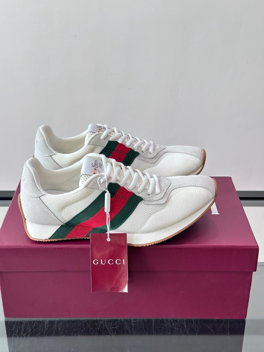 Tempo Sneakers
