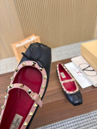 Garavani Mary Jane Rockstud Ballerinas