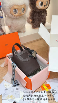 In the Loop 18 Bag