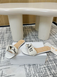 J'Adior Slides