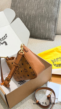 Tracy Shoulder Bag