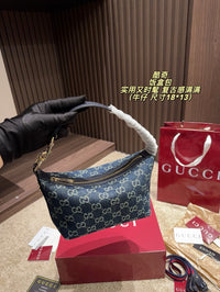 Lady Lunetta Small Shoulder Bag