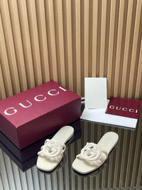 Interlocking G Slide Sandals