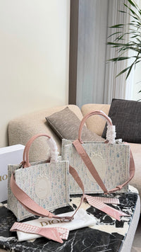 Book Tote