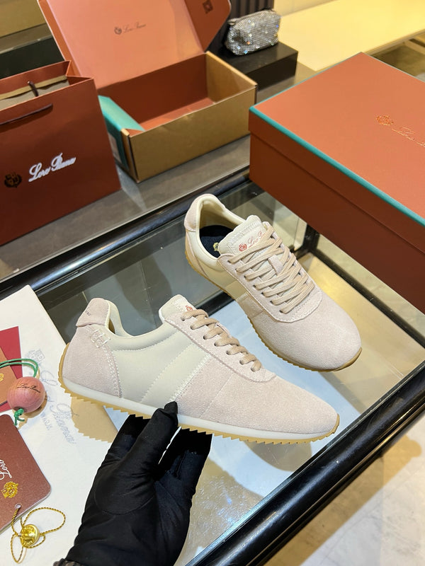 Fast Walk Sneakers