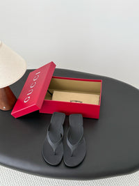 Vittoria Thong Sandals