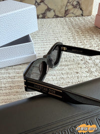 Signature B1U Sunglasses