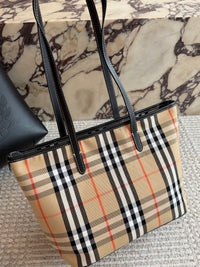 Medium Highlands Tote Bag
