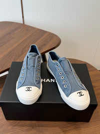 26S Slip-on Sneakers