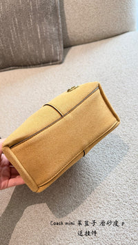Lana Shoulder Bag
