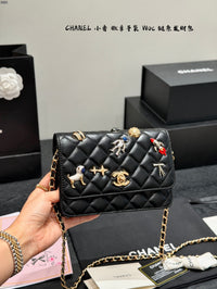 Lambskin Wallet on Chain