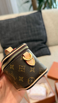 Micro Vanity Case