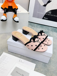 Dway Heeled Slides